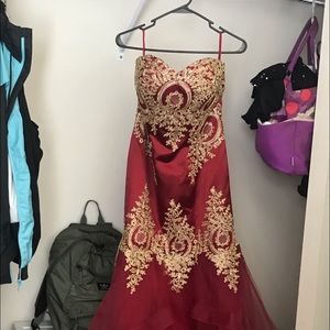 Red lace prom dress